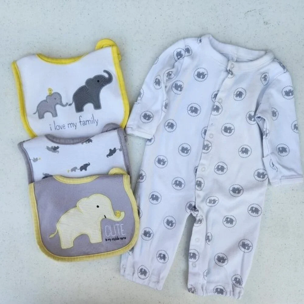 Gymboree Gender Neutral Elephant Sleeper & Bib Bundle - 0-3 months